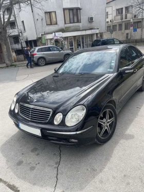 Mercedes-Benz E 350, снимка 1