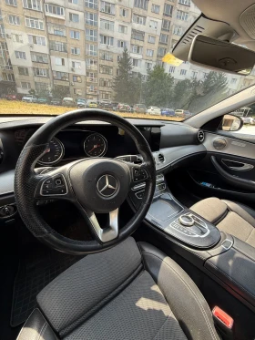 Mercedes-Benz E 220, снимка 7