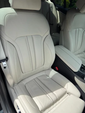 Обява за продажба на BMW 520 Facelift, xDrive, M Paket ~67 500 лв. - изображение 11