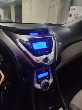 Hyundai Elantra 1, 6 I/LUXURY | Mobile.bg    9