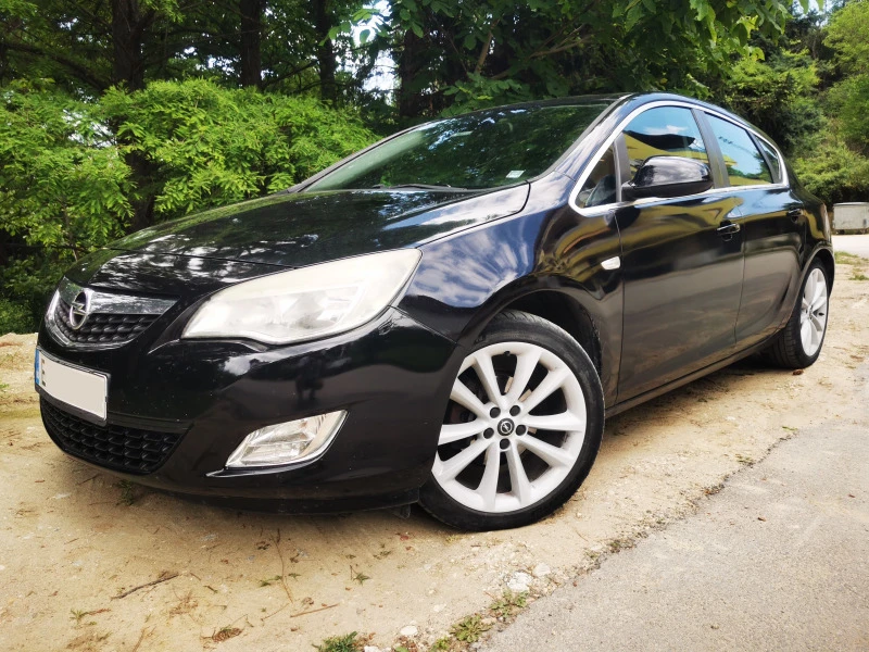 Opel Astra 1.4T NAVI, снимка 1 - Автомобили и джипове - 45902760