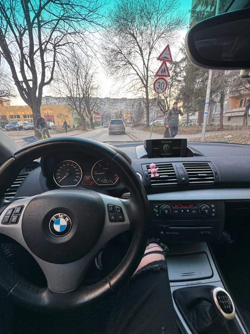 BMW 120, снимка 9 - Автомобили и джипове - 49094975