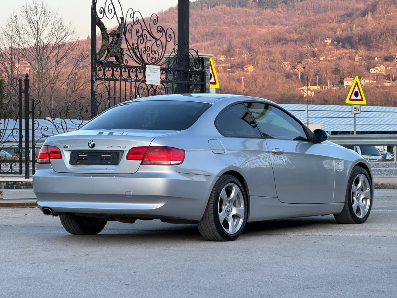 BMW 320 2.0D ИТАЛИЯ, снимка 5 - Автомобили и джипове - 49203652