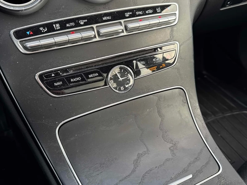Mercedes-Benz C 300 * CARFAX * ЦЕНА ДО БЪЛГАРИЯ, снимка 11 - Автомобили и джипове - 52825415