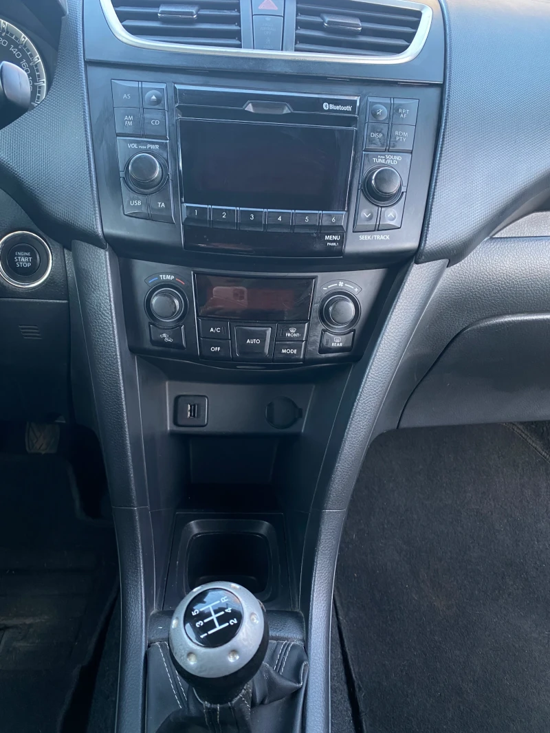 Suzuki Swift 1.3 DDIS, снимка 7 - Автомобили и джипове - 52913659