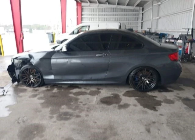 BMW 335, снимка 13 - Автомобили и джипове - 48725244