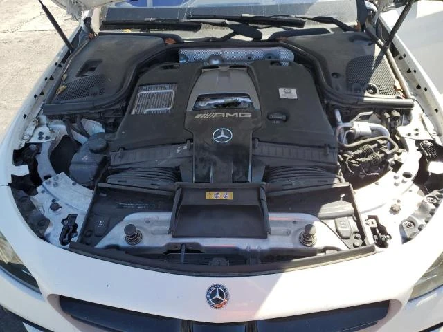 Mercedes-Benz E 63 AMG S* V8 Biturbo* AMG Performance Exhaust* PANO* Soft, снимка 11 - Автомобили и джипове - 52738391