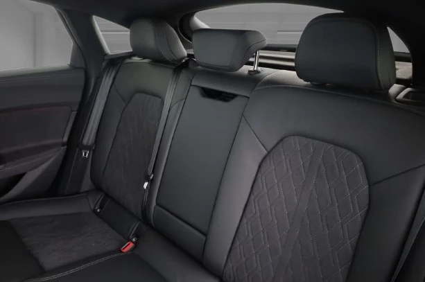 Audi S5 = Tech Plus = Black Optics Гаранция, снимка 10 - Автомобили и джипове - 54970303