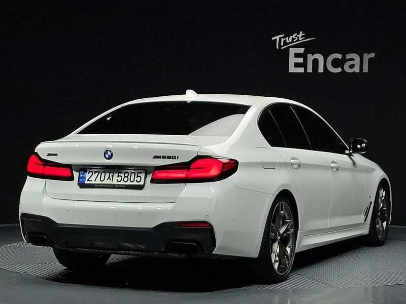 BMW 550 M550I xDrive, снимка 3 - Автомобили и джипове - 55505443