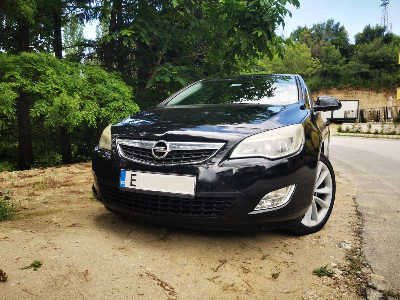 Opel Astra 1.4T NAVI - изображение 2