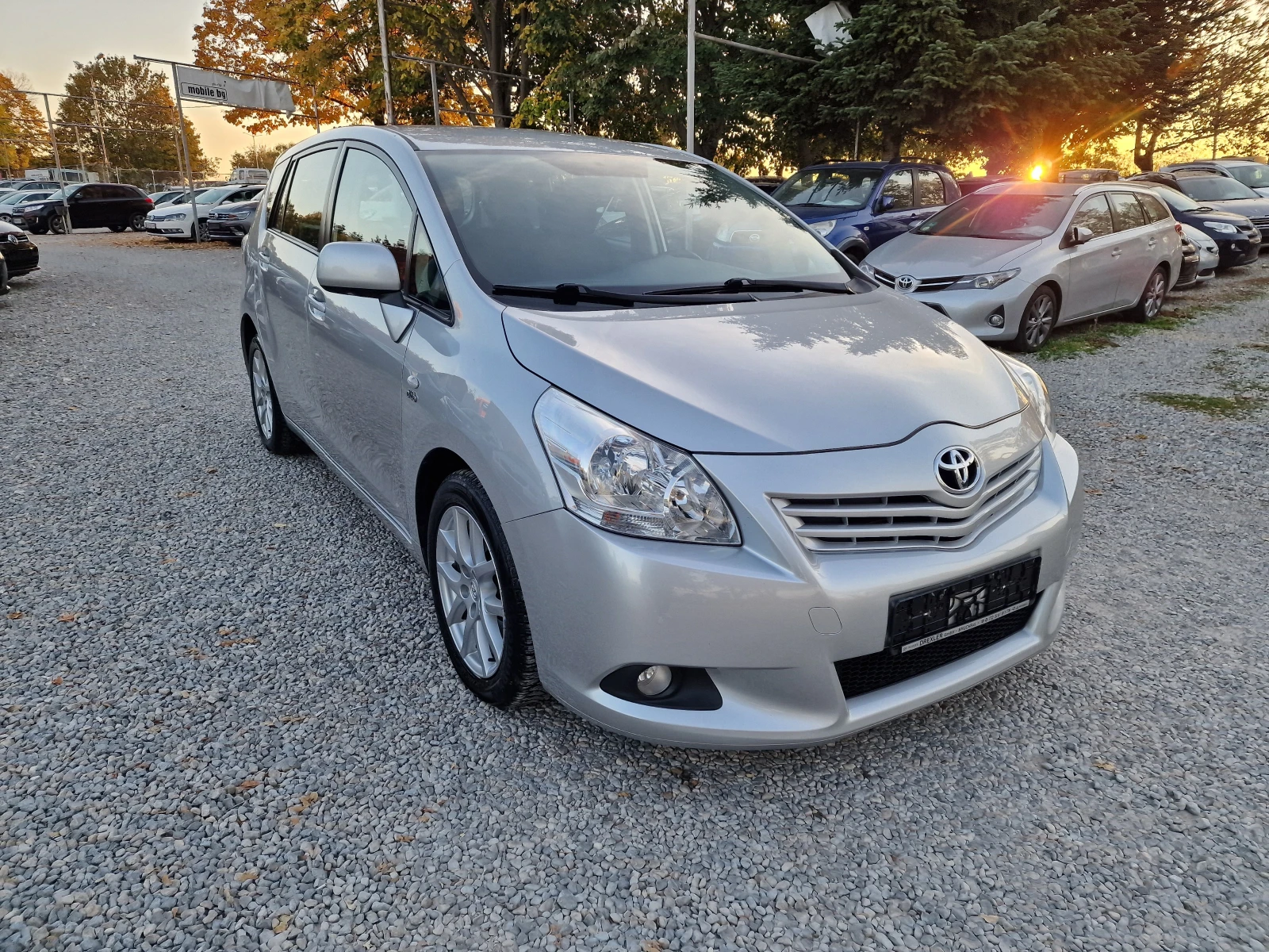 Toyota Verso 2.2D4D-150k.s-EURO5-6+ 1-AVTOMATIK - изображение 3