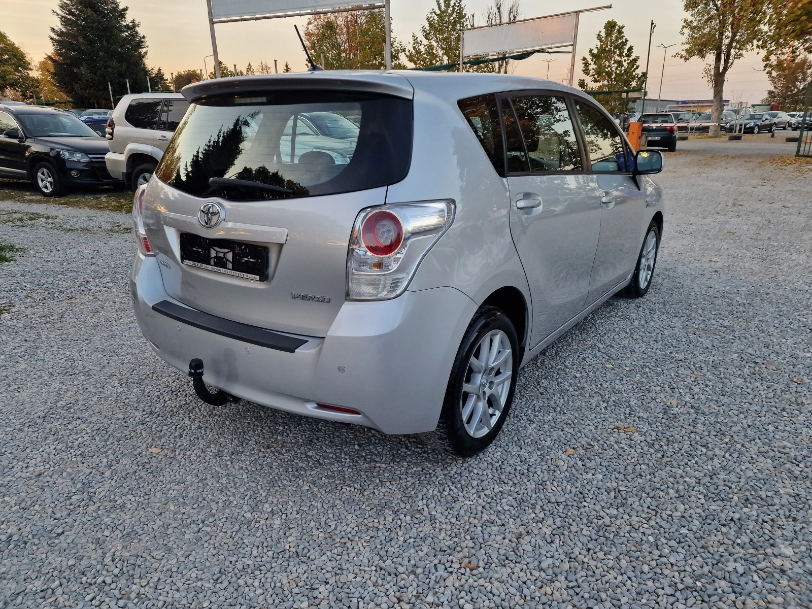 Toyota Verso 2.2D4D-150k.s-EURO5-6+ 1-AVTOMATIK - изображение 4