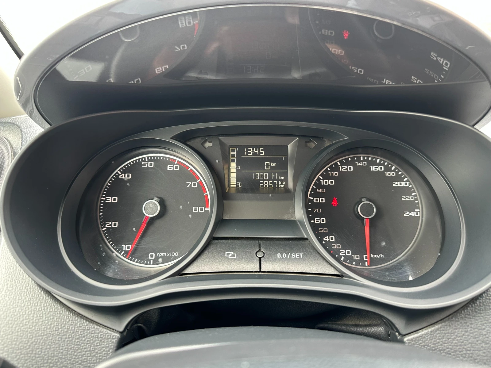 Seat Ibiza 1.2i 86 к.с. | Mobile.bg — изображение 16