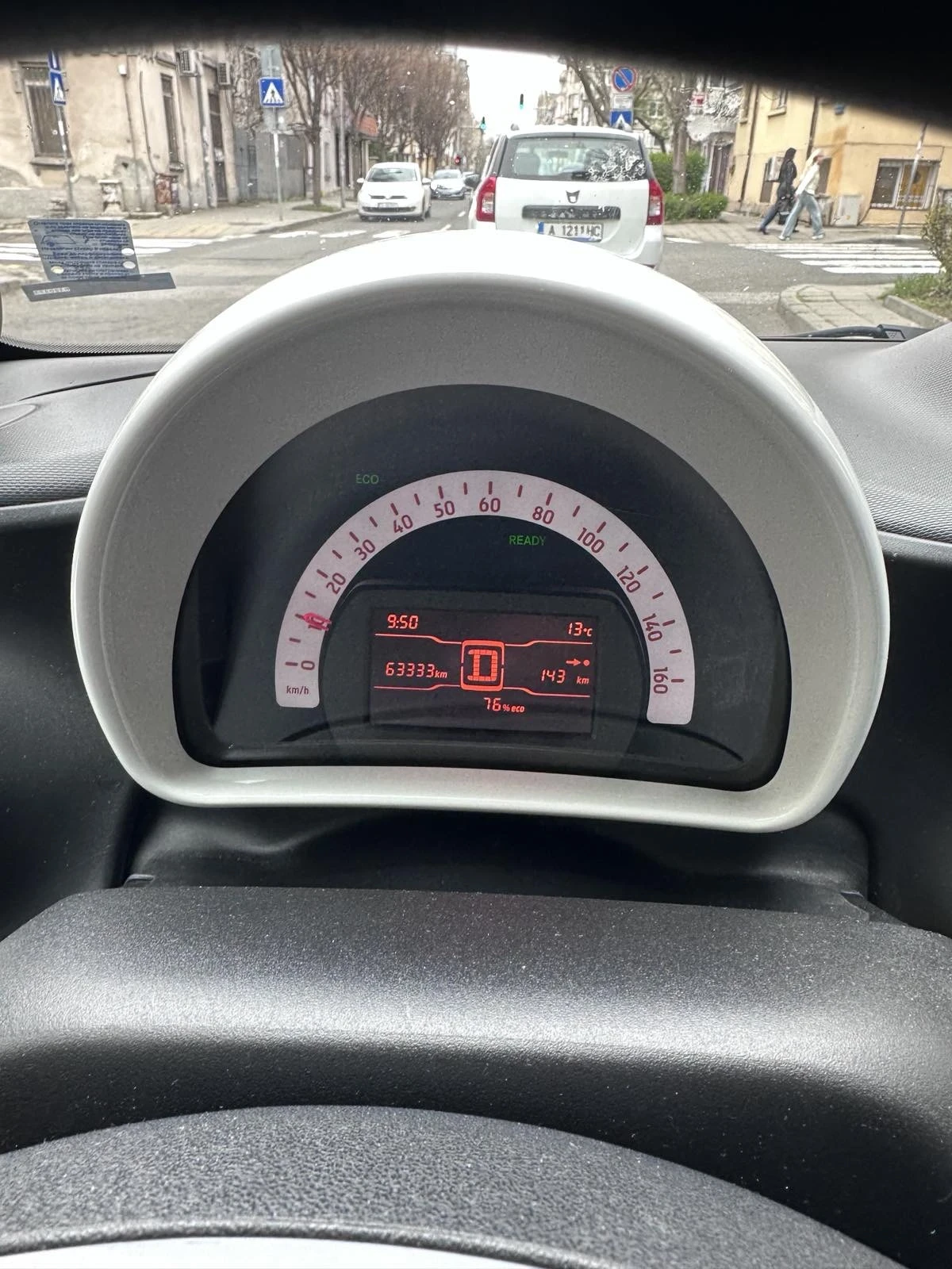 Smart Fortwo EQ 22 KW 100-140км пробег - изображение 10