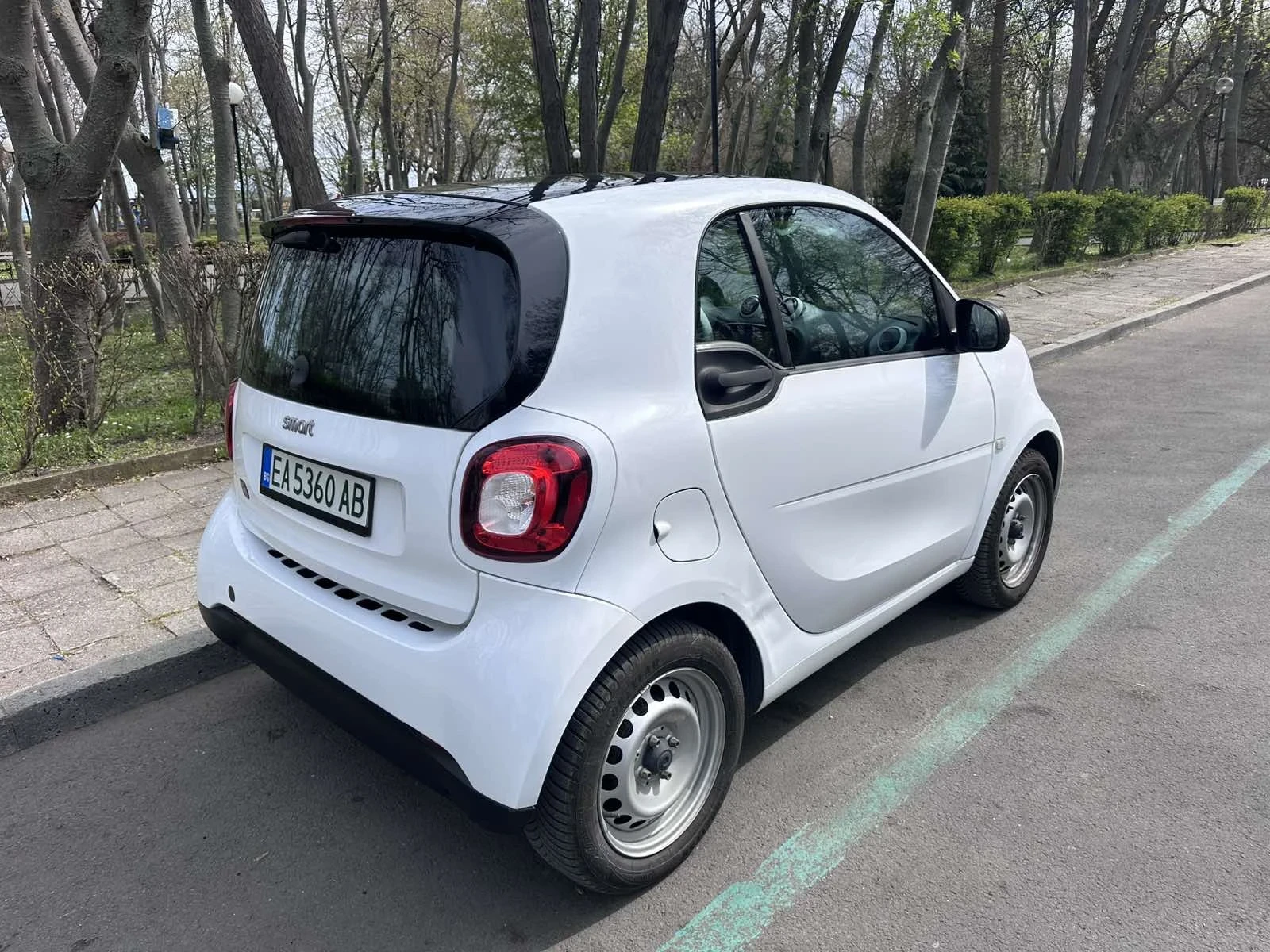 Smart Fortwo EQ 22 KW 100-140км пробег - изображение 2