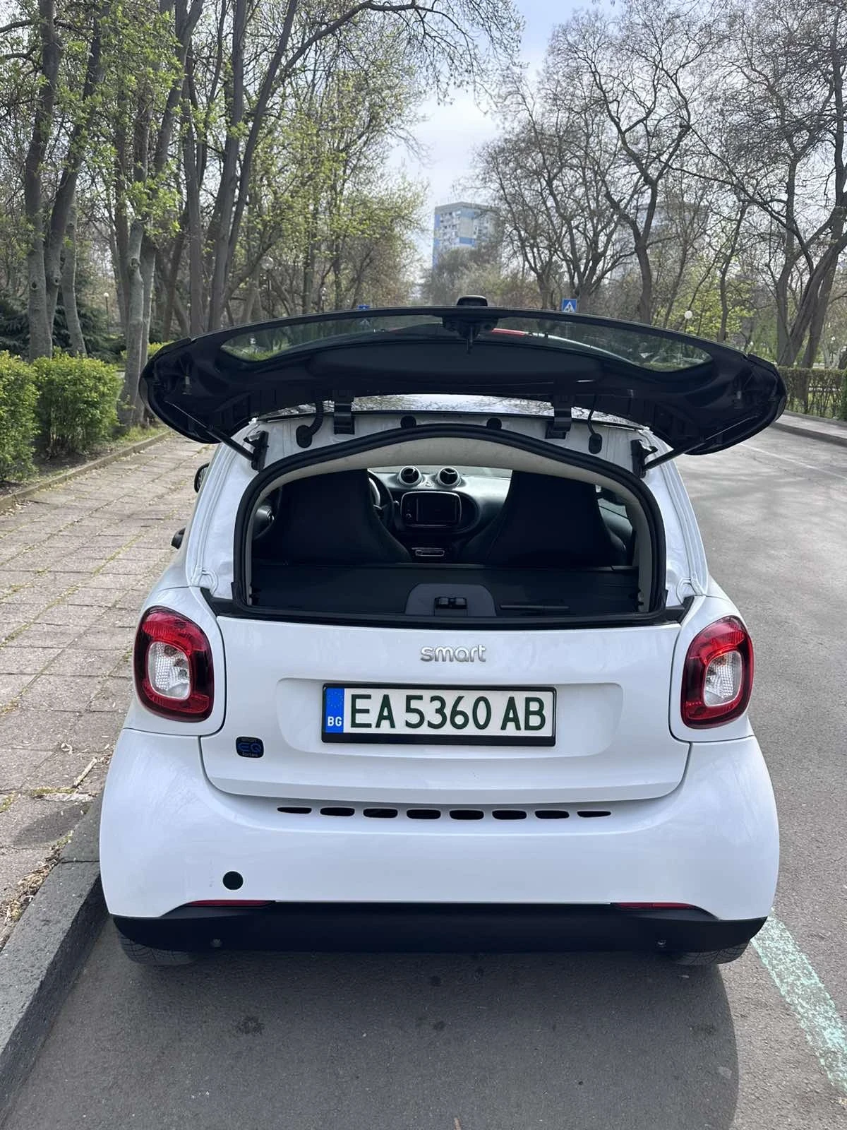 Smart Fortwo EQ 22 KW 100-140км пробег - изображение 5