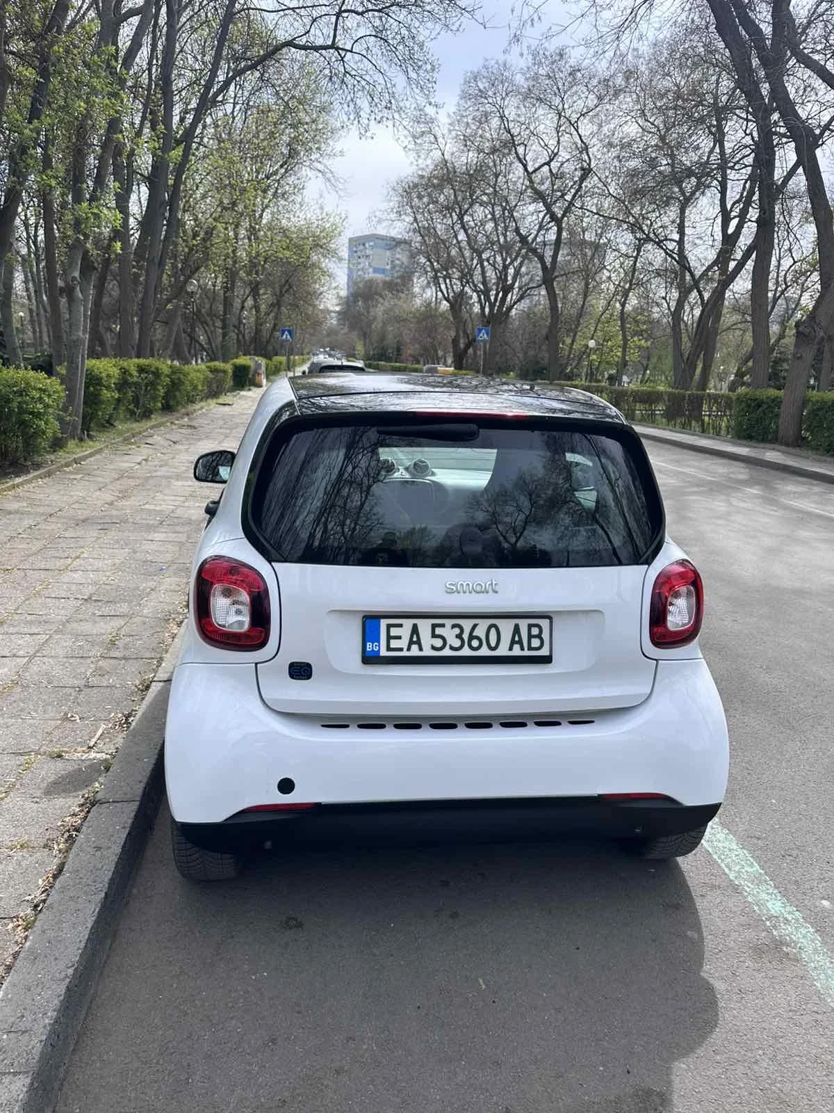 Smart Fortwo EQ 22 KW 100-140км пробег - изображение 7