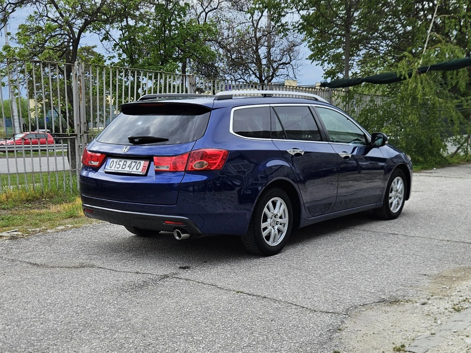 Honda Accord 2.0i-VTEC Touring EXECUTIVE - изображение 5