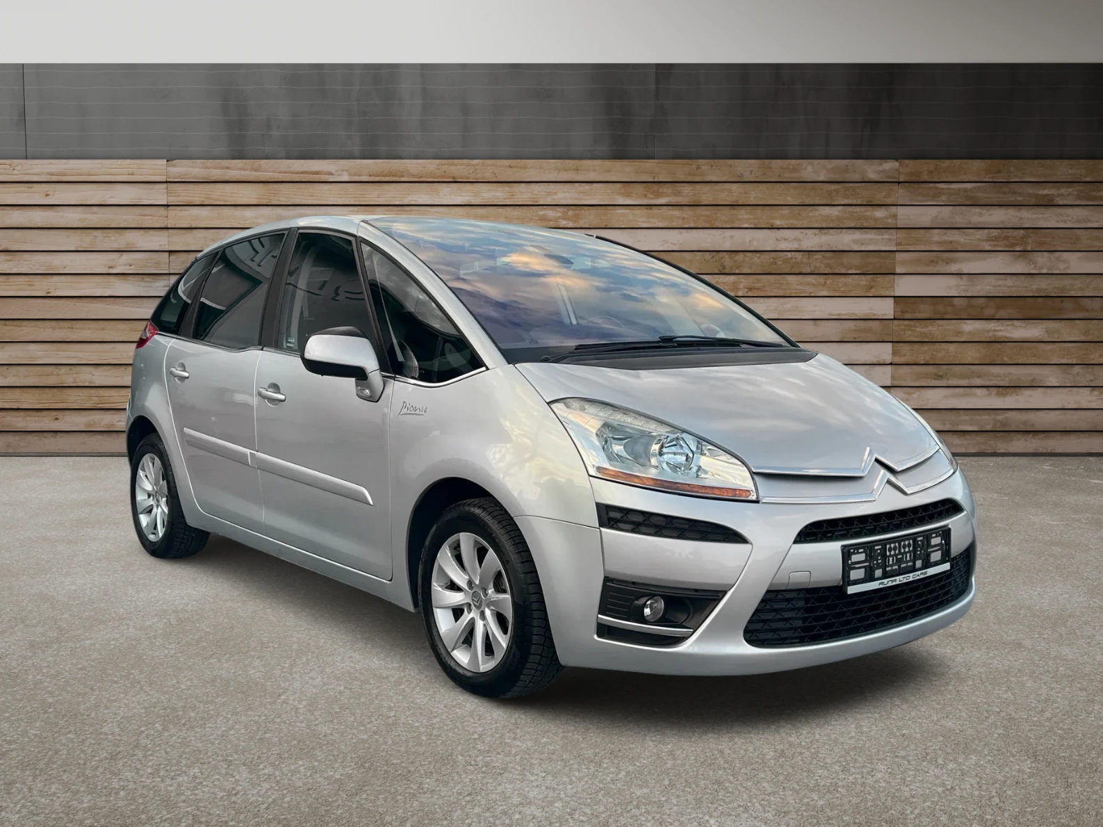 Citroen C4 Picasso 2.0HDi EURO5 Отлично техническо състояние - изображение 3