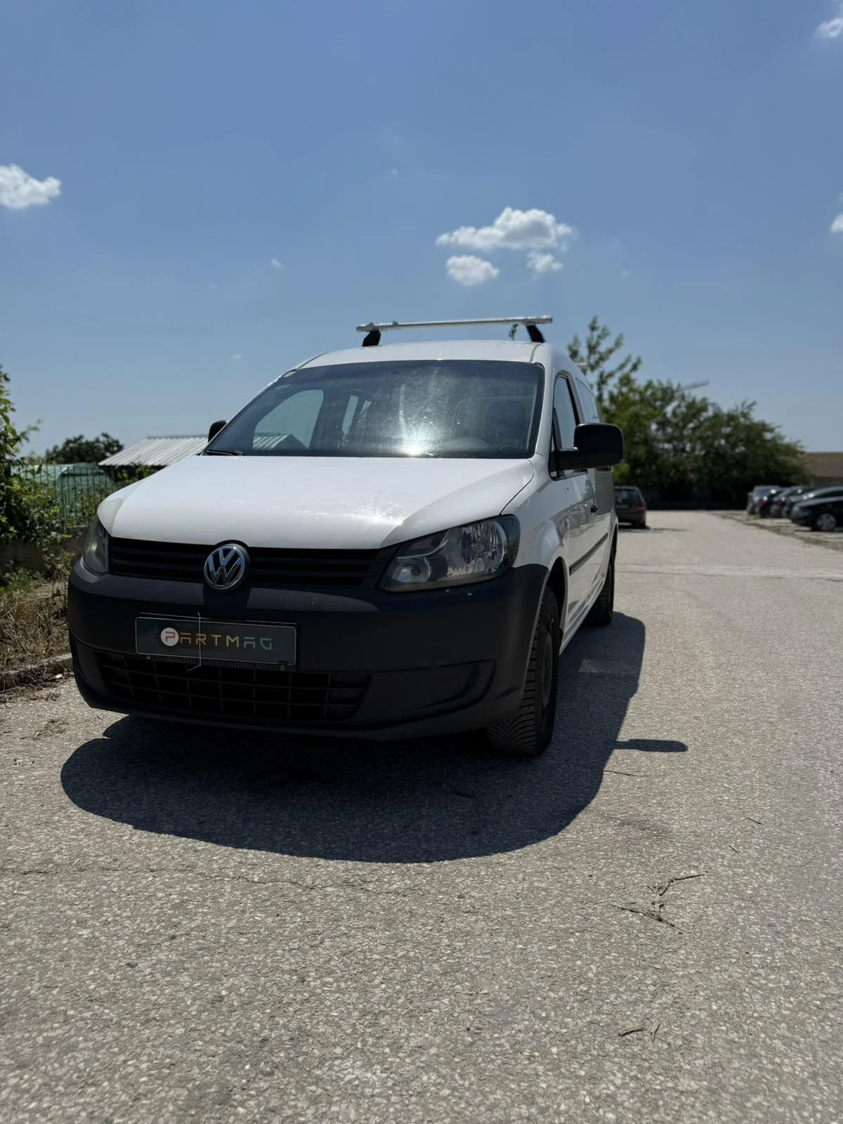 VW Caddy 1.6tdi Maxi - изображение 4