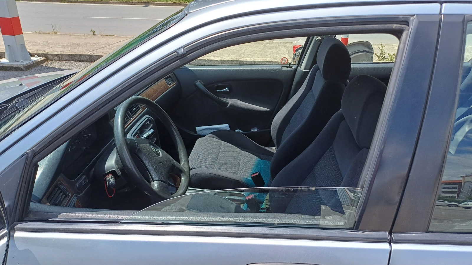 Honda Civic 1.4i - изображение 7