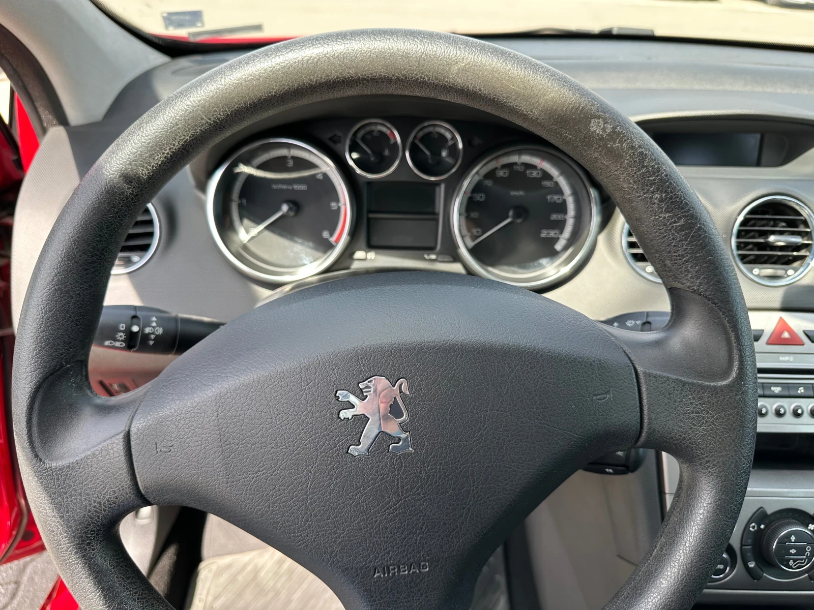Peugeot 308  - изображение 7
