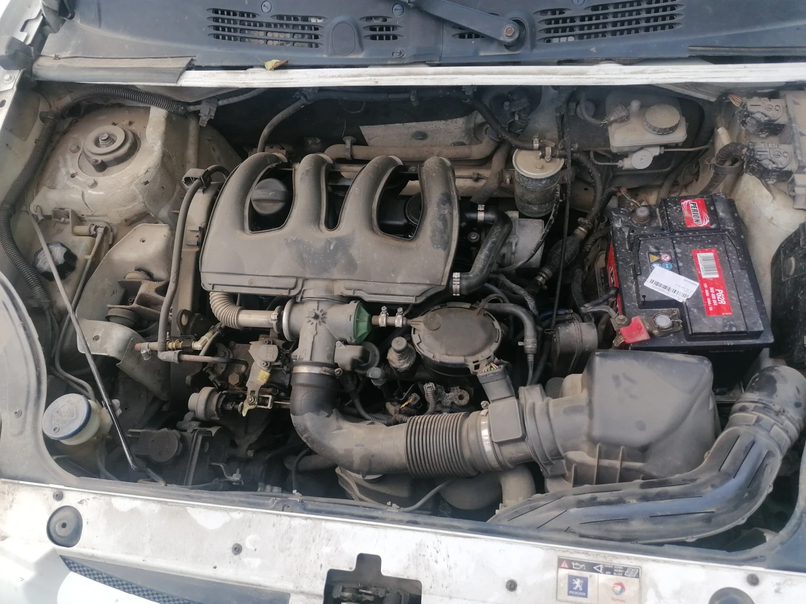 Peugeot Partner 1.6 дизел - изображение 9