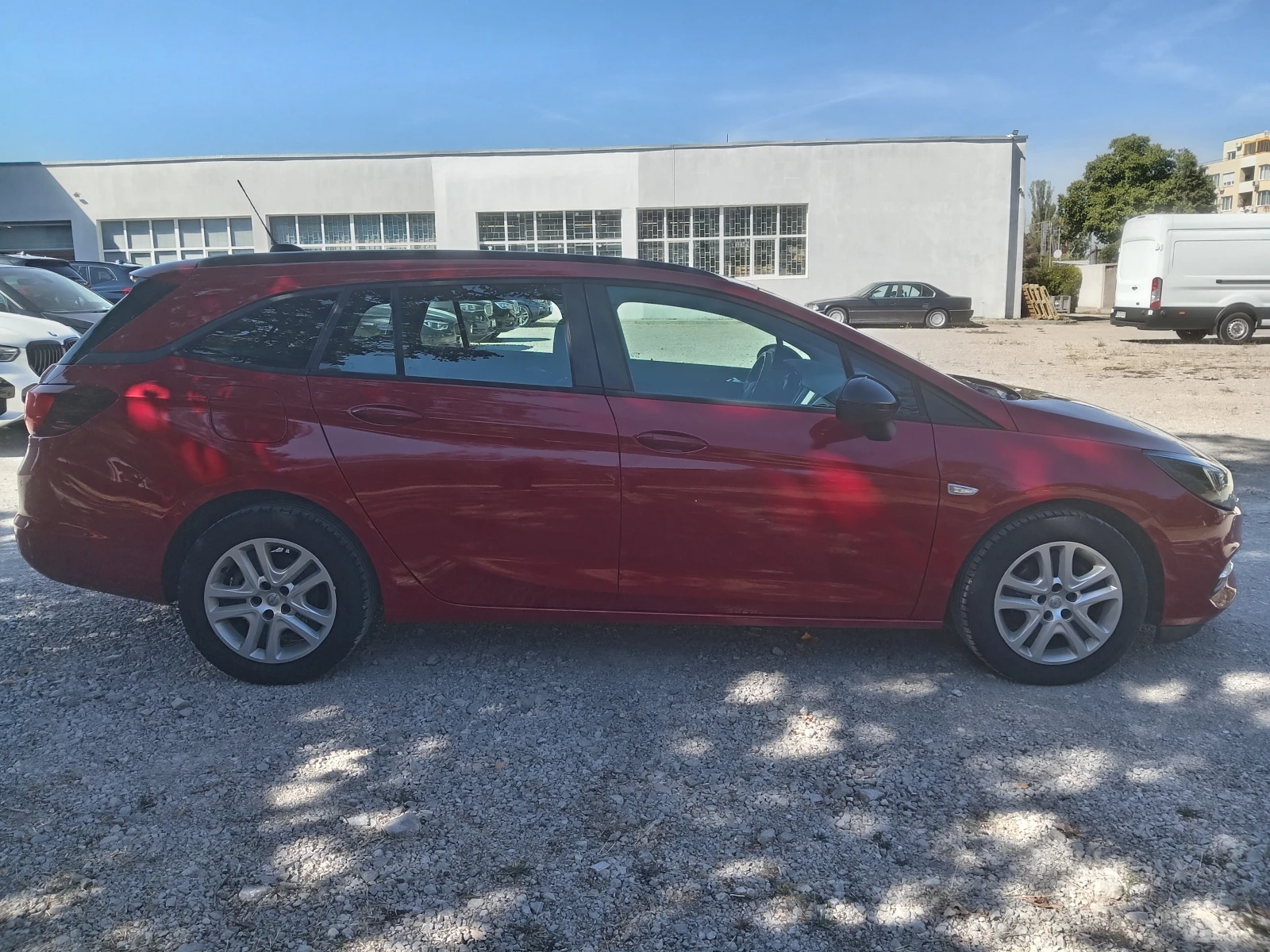 Opel Astra 1.5D SW - изображение 6