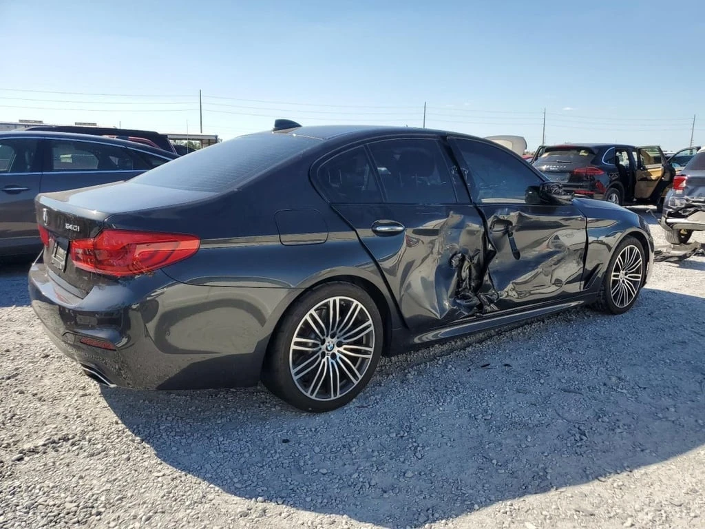 BMW 540 * I * CARFAX * БЕЗ ПЪРВОНАЧАЛНА ВНОСКА - изображение 3