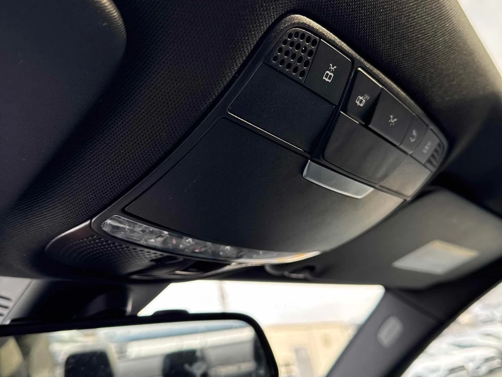 Mercedes-Benz C 300 * CARFAX * ���� �� �������� | Mobile.bg � ����������� 10