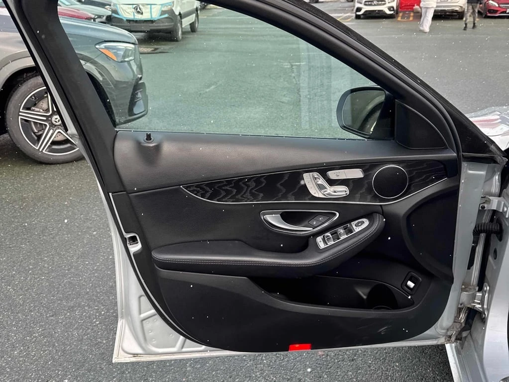 Mercedes-Benz C 300 * CARFAX * ���� �� �������� | Mobile.bg � ����������� 15