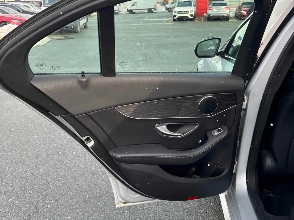 Mercedes-Benz C 300 * CARFAX * ���� �� �������� | Mobile.bg � ����������� 14