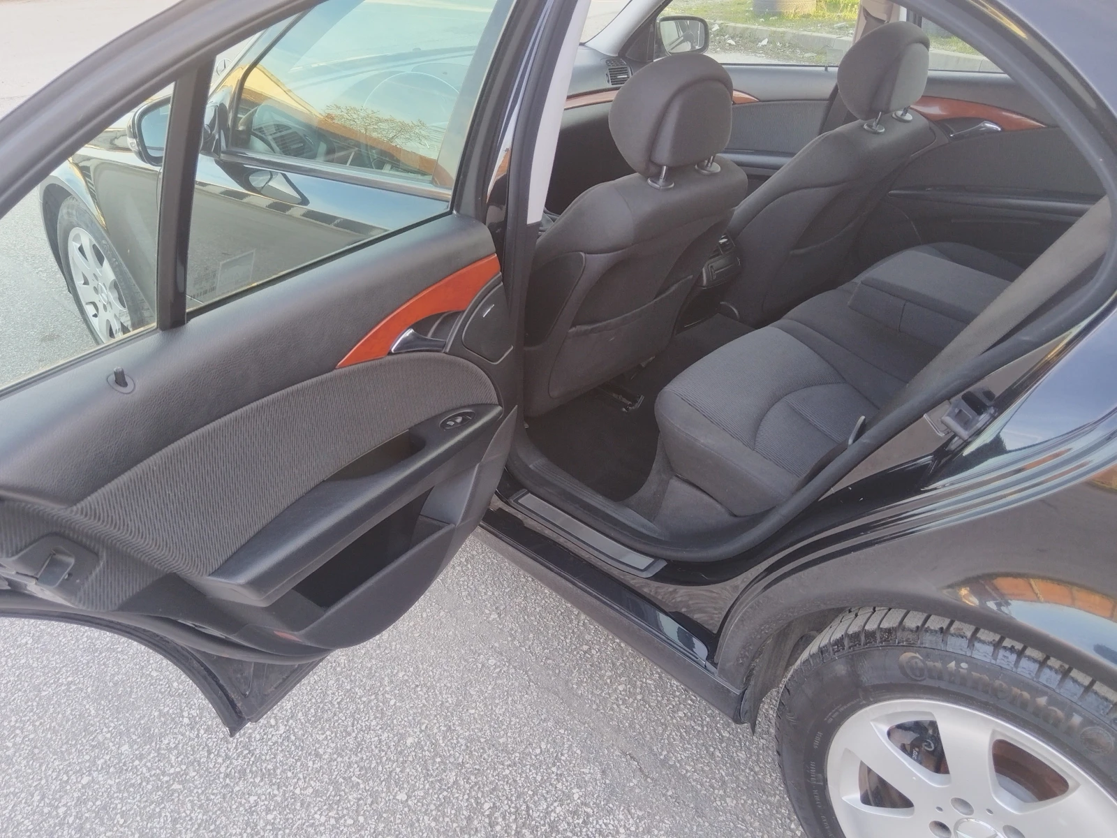Mercedes-Benz E 200 136�.� | Mobile.bg � ����������� 16