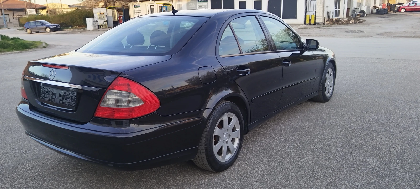 Mercedes-Benz E 200 136�.� | Mobile.bg � ����������� 5
