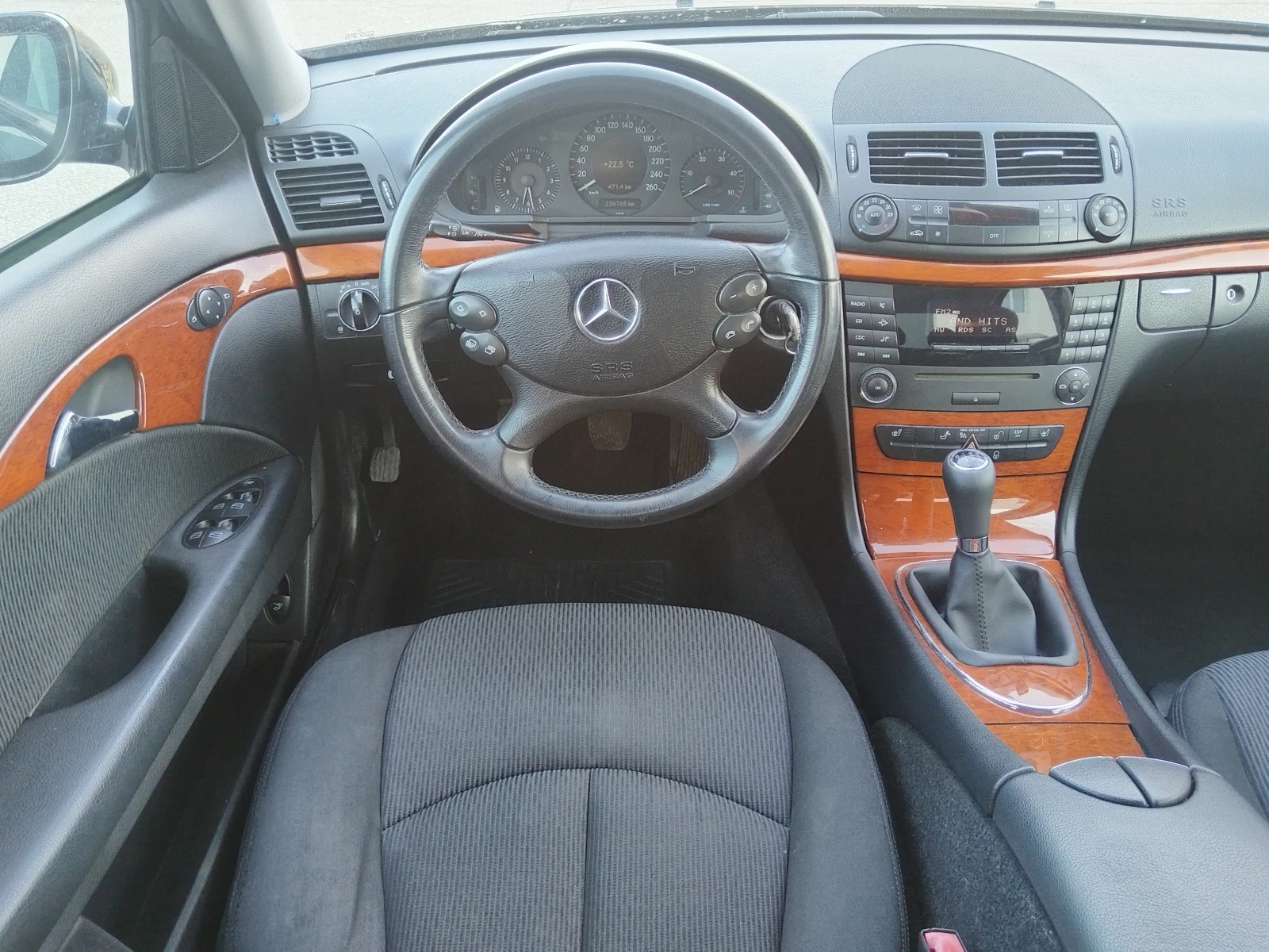 Mercedes-Benz E 200 136�.� | Mobile.bg � ����������� 14