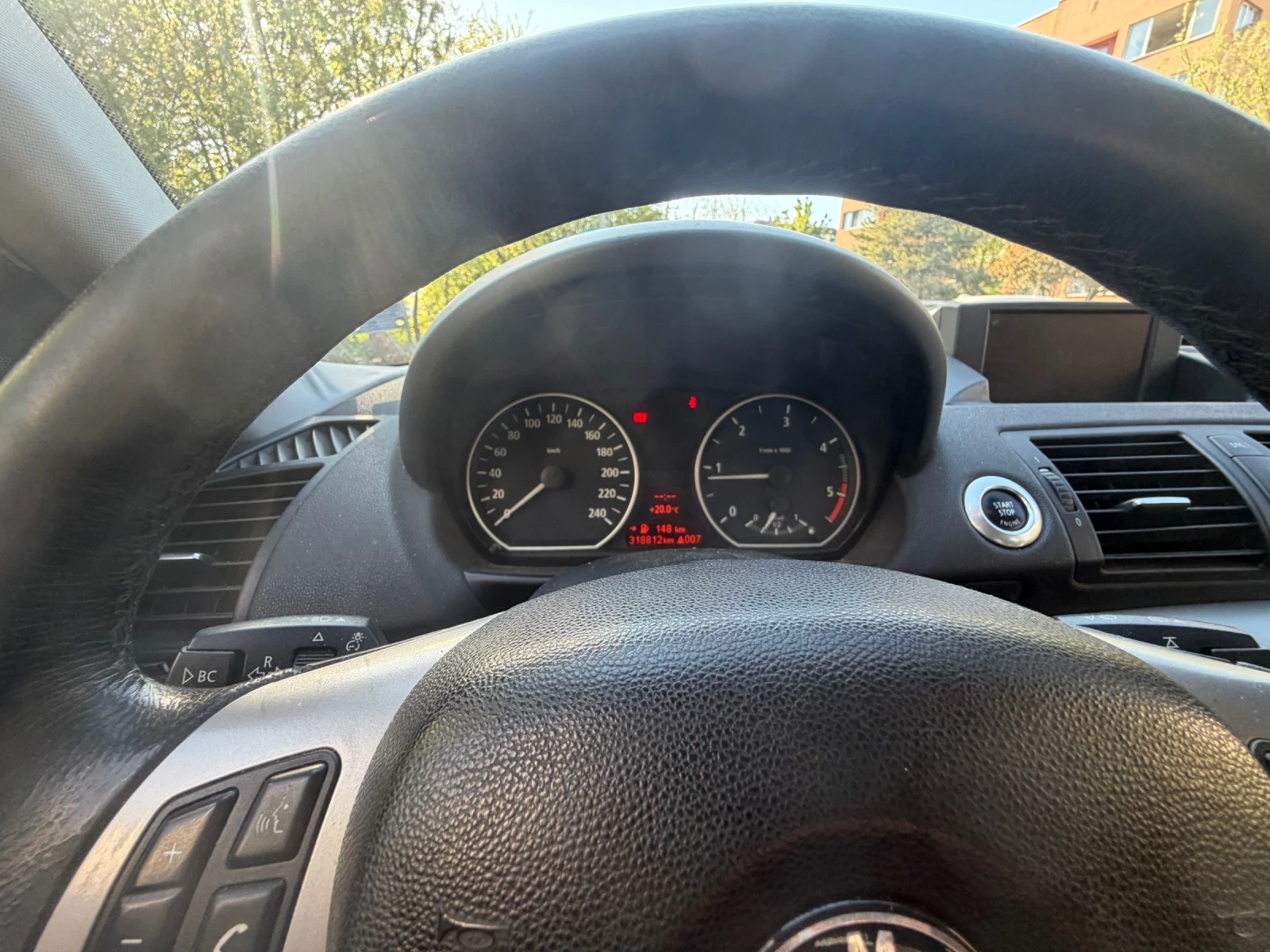 BMW 120 E87, снимка 12 - Автомобили и джипове - 54324626