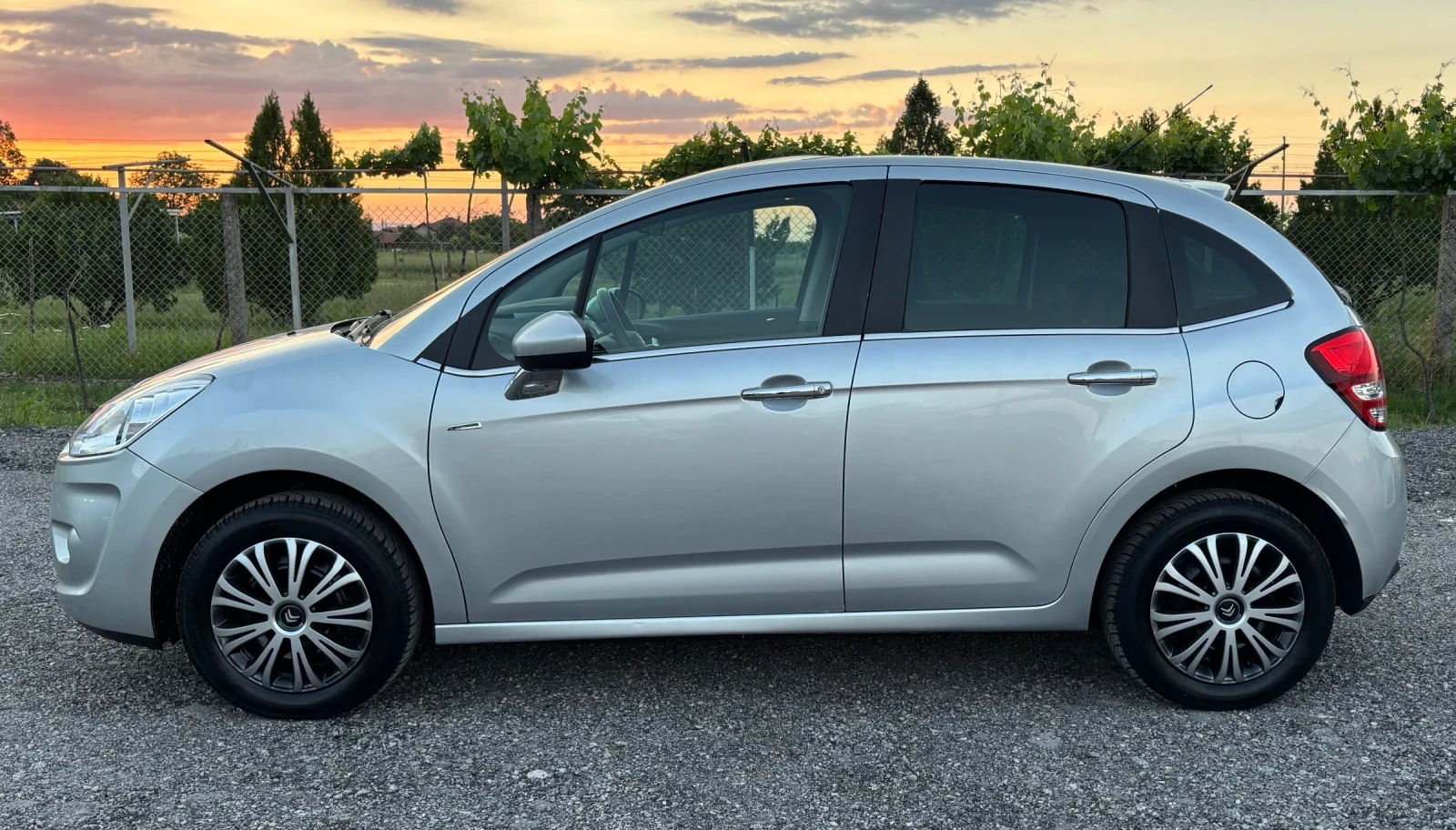 Citroen C3, снимка 8 - Автомобили и джипове - 54715386