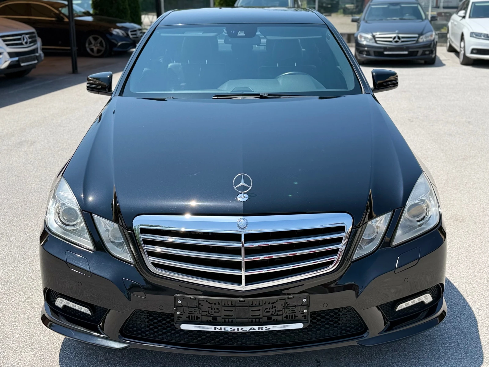 Mercedes-Benz E 250 d 4MATIC AMG LINE 100%РЕАЛНИ КИЛОМЕТРИ - ДОКАЗУЕМИ