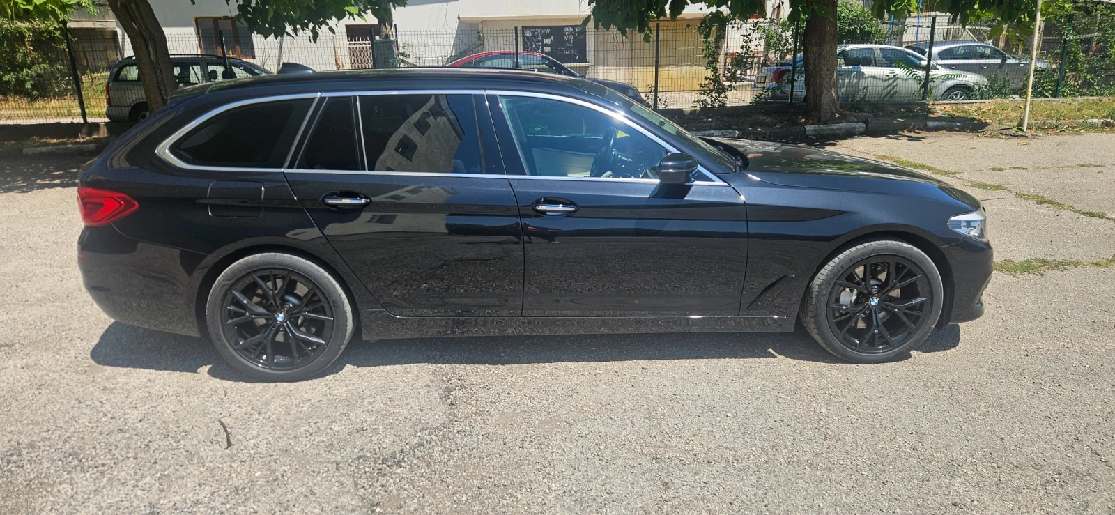 BMW 530 X-drive , снимка 12 - Автомобили и джипове - 55443569