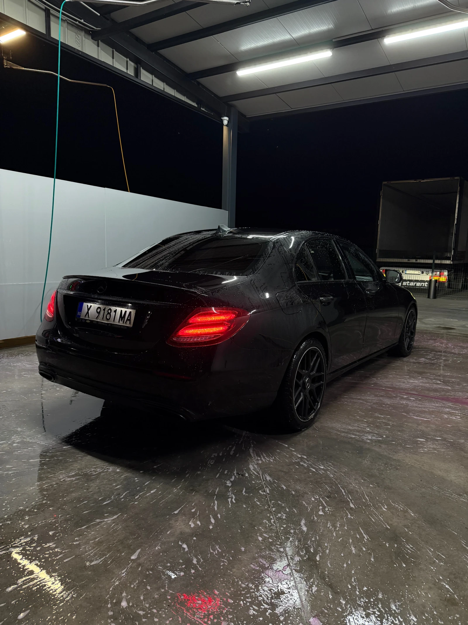Mercedes-Benz E 220