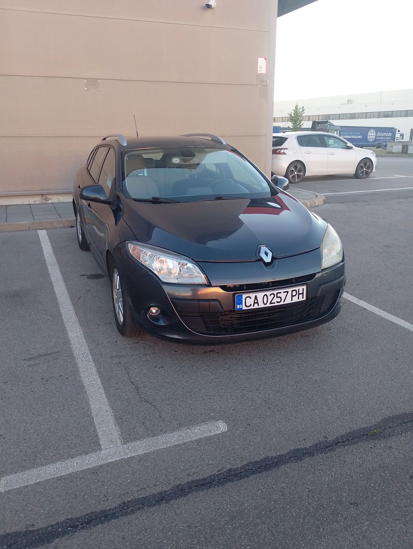 Renault Megane 1.9 DCI  130к.с., снимка 7 - Автомобили и джипове - 55981762