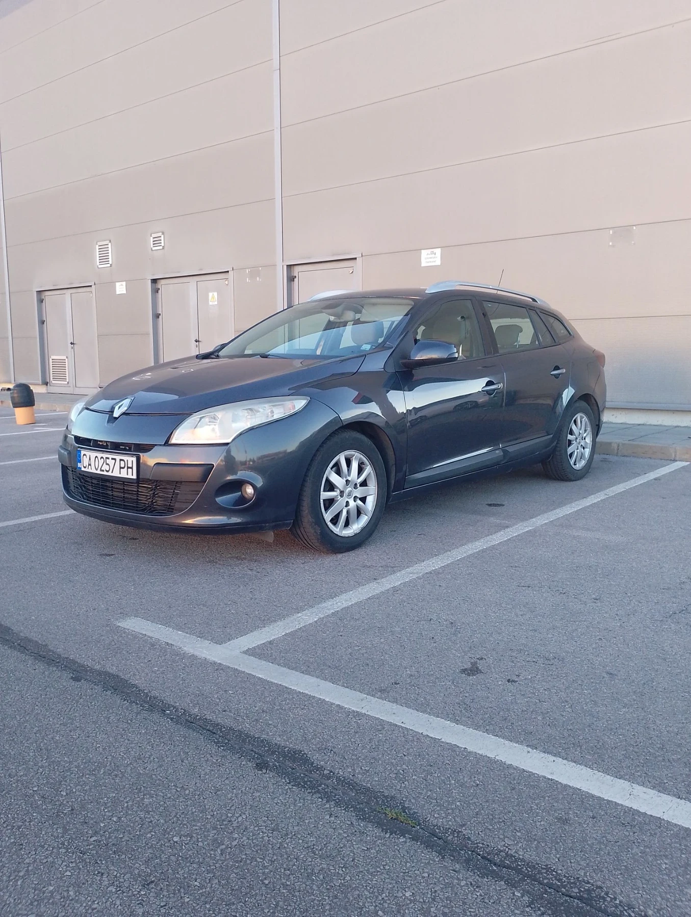 Renault Megane 1.9 DCI  130к.с., снимка 3 - Автомобили и джипове - 55981762