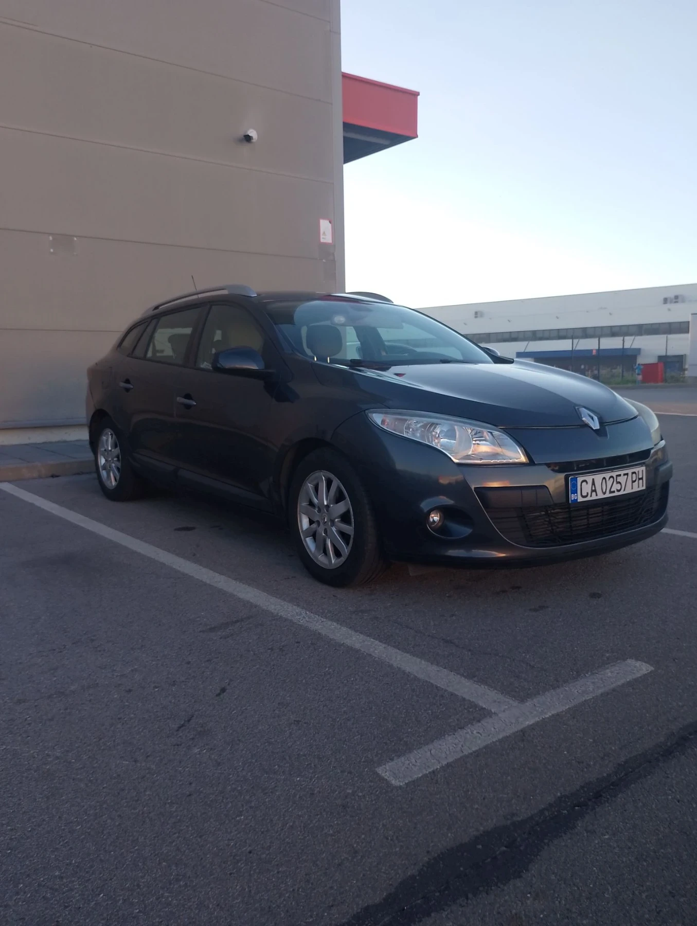 Renault Megane 1.9 DCI  130к.с., снимка 4 - Автомобили и джипове - 55981762