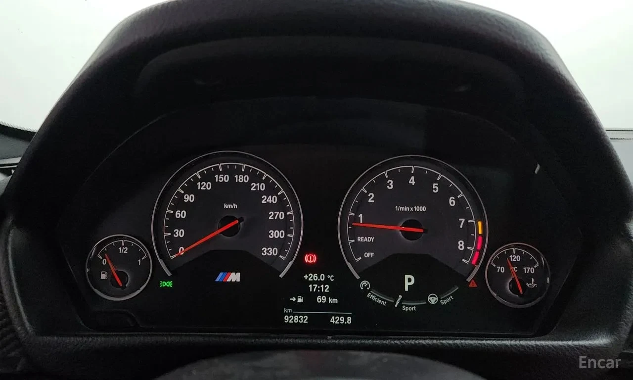 BMW M4 Coupe* ПОДГРЕВ* 360* ХЕДЪП* АВТОКРЕДИТ* , снимка 8 - Автомобили и джипове - 56103793