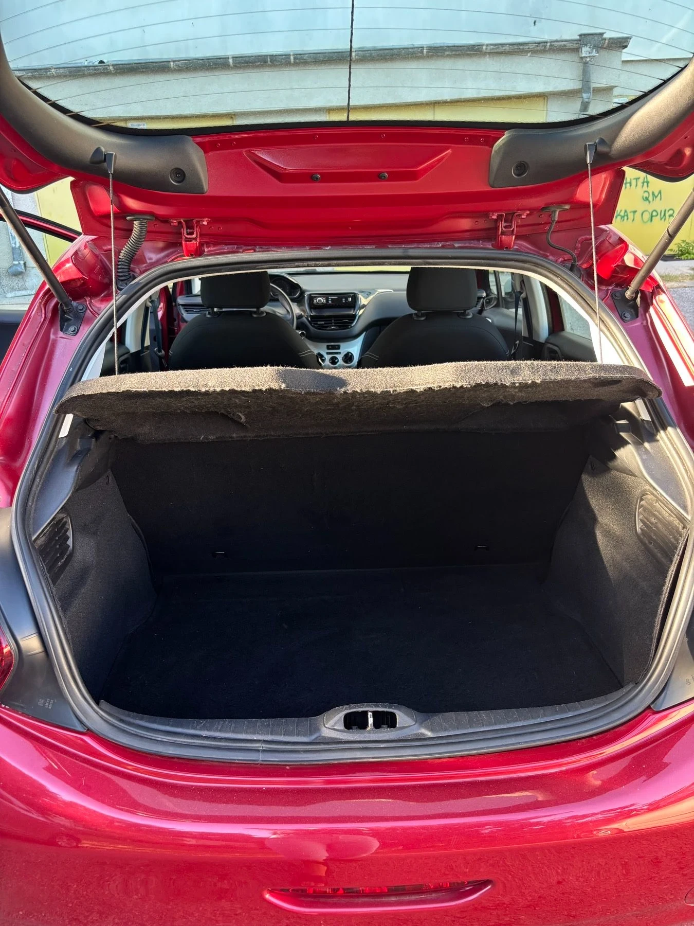 Peugeot 208, снимка 4 - Автомобили и джипове - 56583754