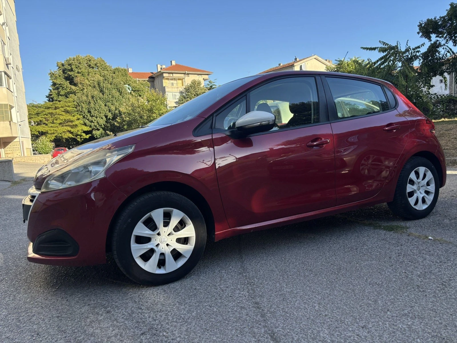 Peugeot 208, снимка 5 - Автомобили и джипове - 56583754