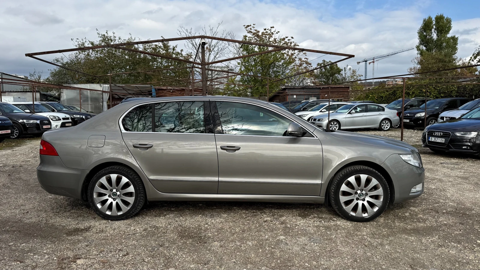 Skoda Superb 2.0TDI DSG , снимка 5 - Автомобили и джипове - 56749882