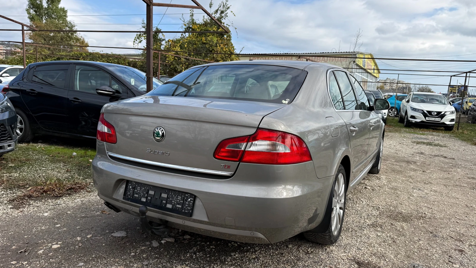 Skoda Superb 2.0TDI DSG , снимка 4 - Автомобили и джипове - 56749882