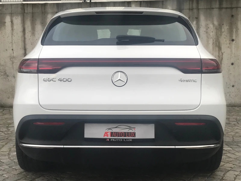 Mercedes-Benz EQC 400/AMG styling/4MATIC/HeadUP/NAVI/PANO/Full !!!, снимка 4 - Автомобили и джипове - 47480126