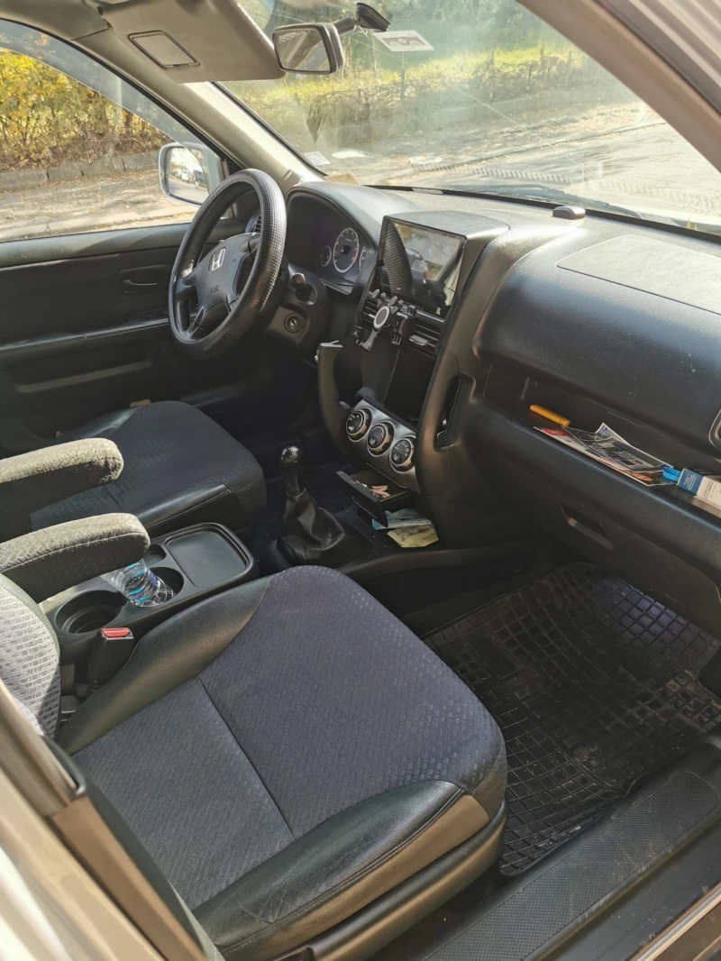 Honda Cr-v 2.0, снимка 6 - Автомобили и джипове - 47800197